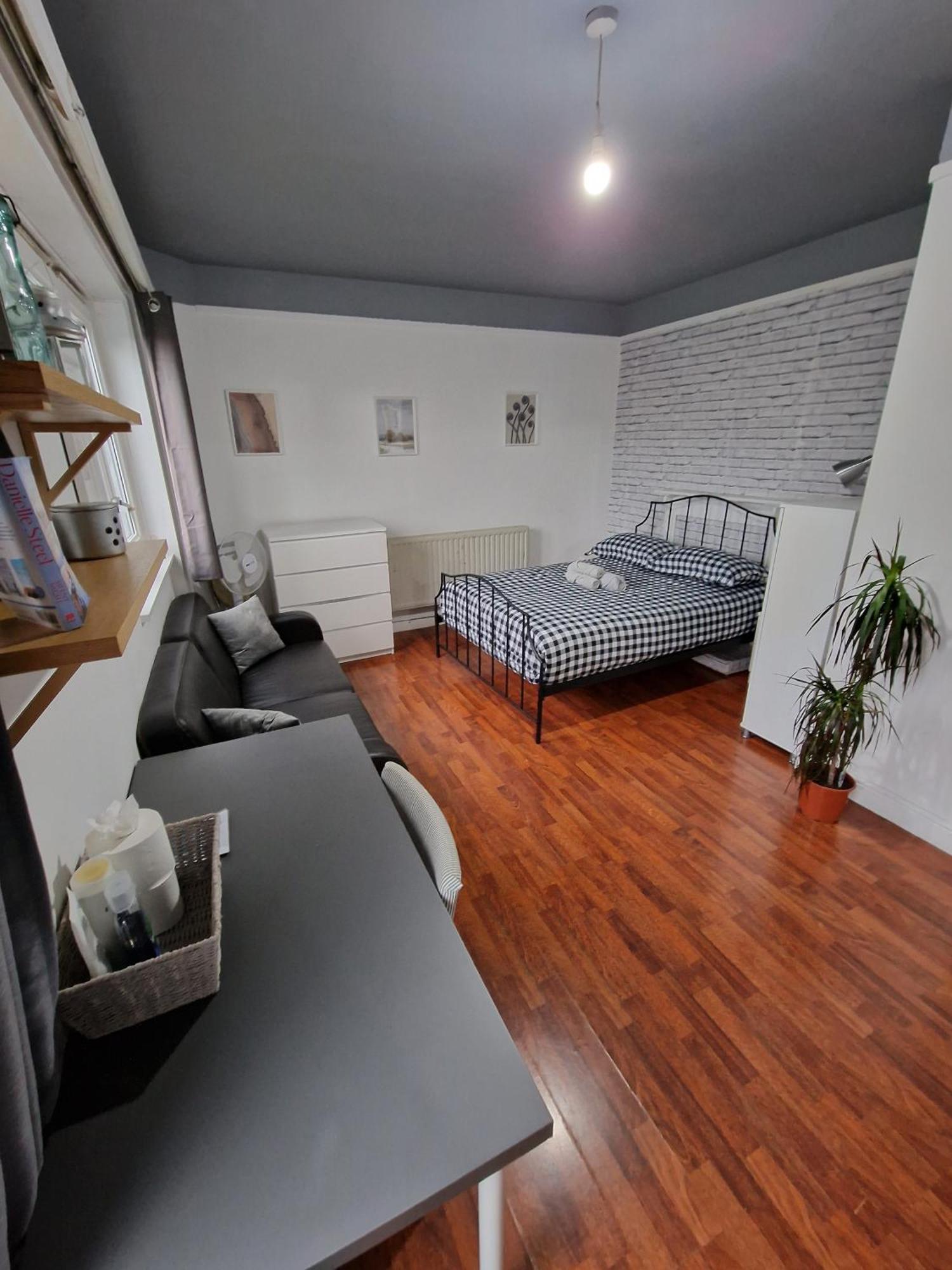 Spacious Room Private Balcony - Central London - Zone 1 - Elephant And Castle Exteriör bild